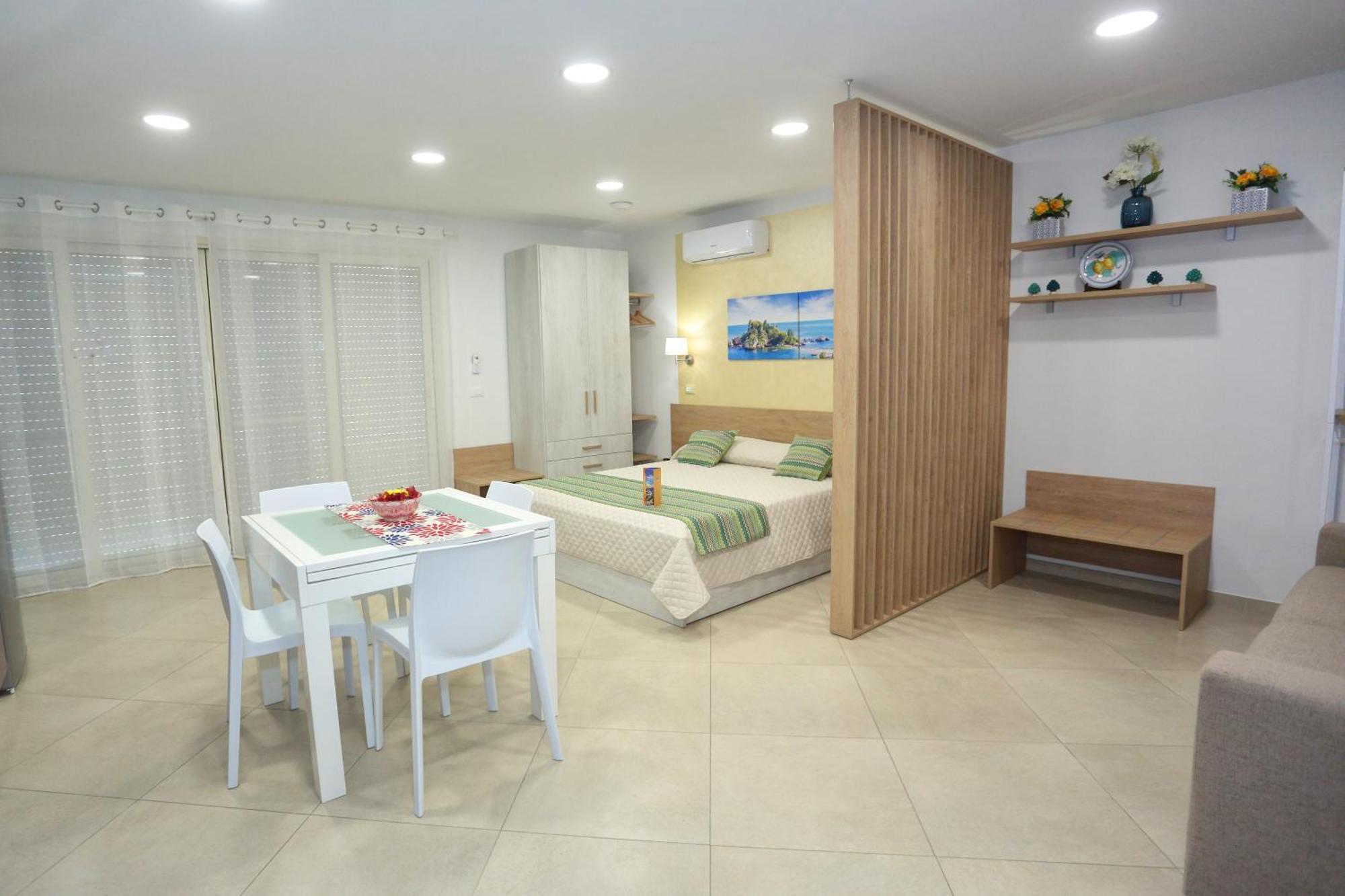 Theos Holidays Apartments 贾迪尼-纳克索斯 外观 照片
