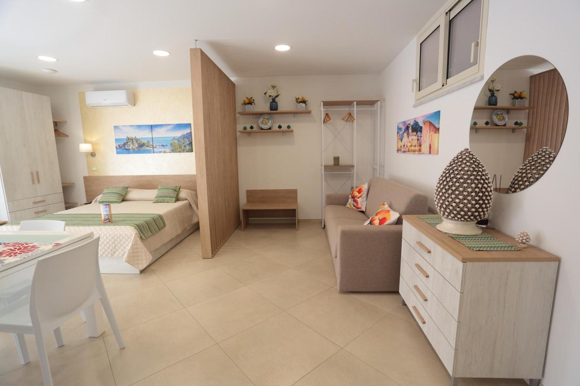 Theos Holidays Apartments 贾迪尼-纳克索斯 外观 照片